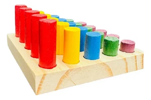Jogo Educativo Encaixe 25 Pinos Coloridos Madeira Toy Trade - Imagem 3