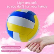 BOLA DE VOLEI QUADRA PRAIA VOLEY BEACH ESCOLA PESO PADRAO OFICIAL COLORIDA MACIA - Imagem 2