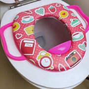 ASSENTO REDUTOR SANITARIO INFANTIL ALCAS ADAPTADOR ACOLCHOADO PARA VASO DESFRALDE CRIANÇA BEBE MENINAS - Imagem 4